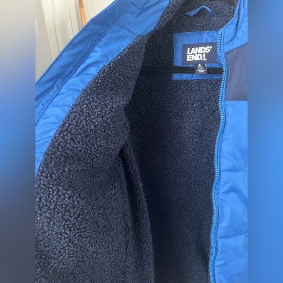 Lands' End Kids Two-Tone Blue Puffer Jacket - Picture 5 of 6